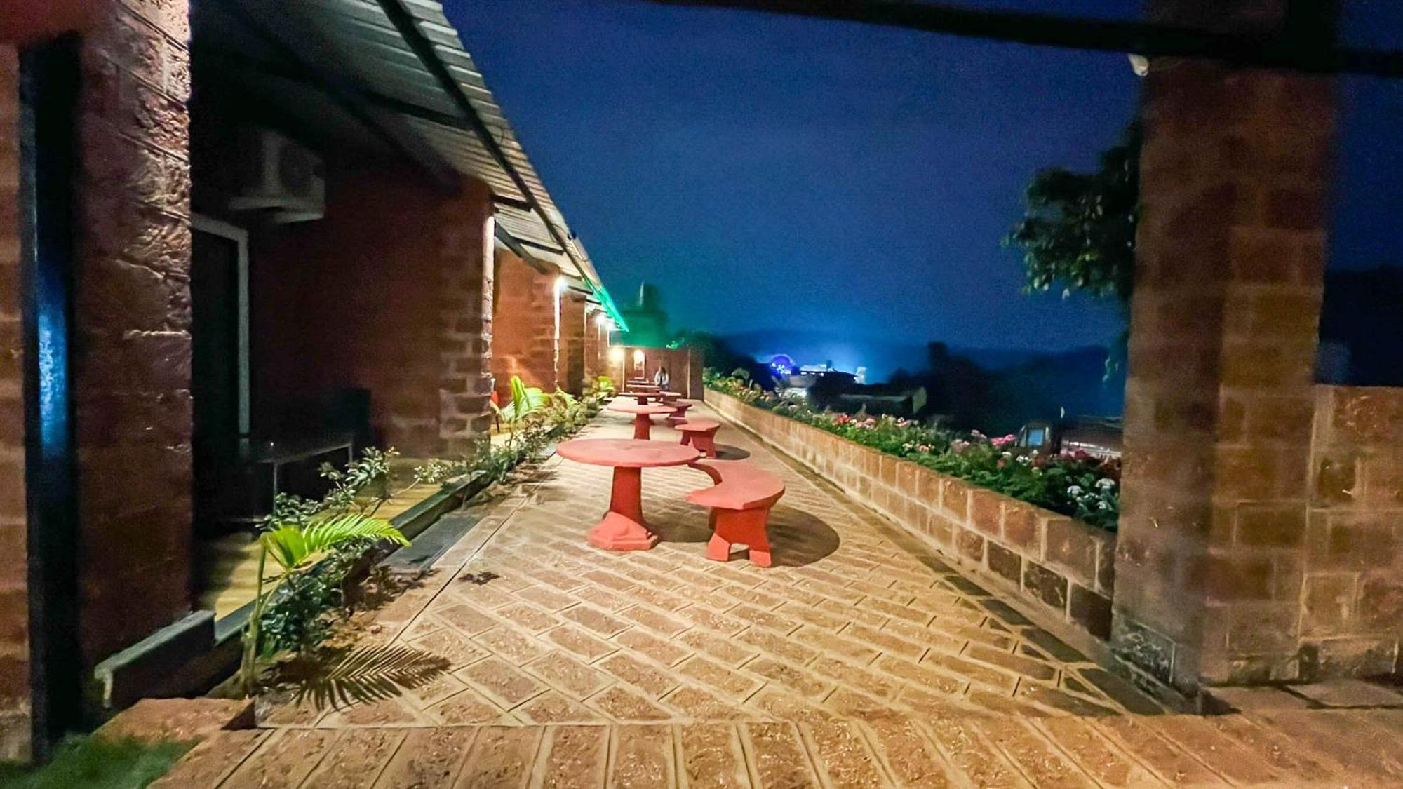 Shardul Heritage The Resort ماهاباليشوار المظهر الخارجي الصورة