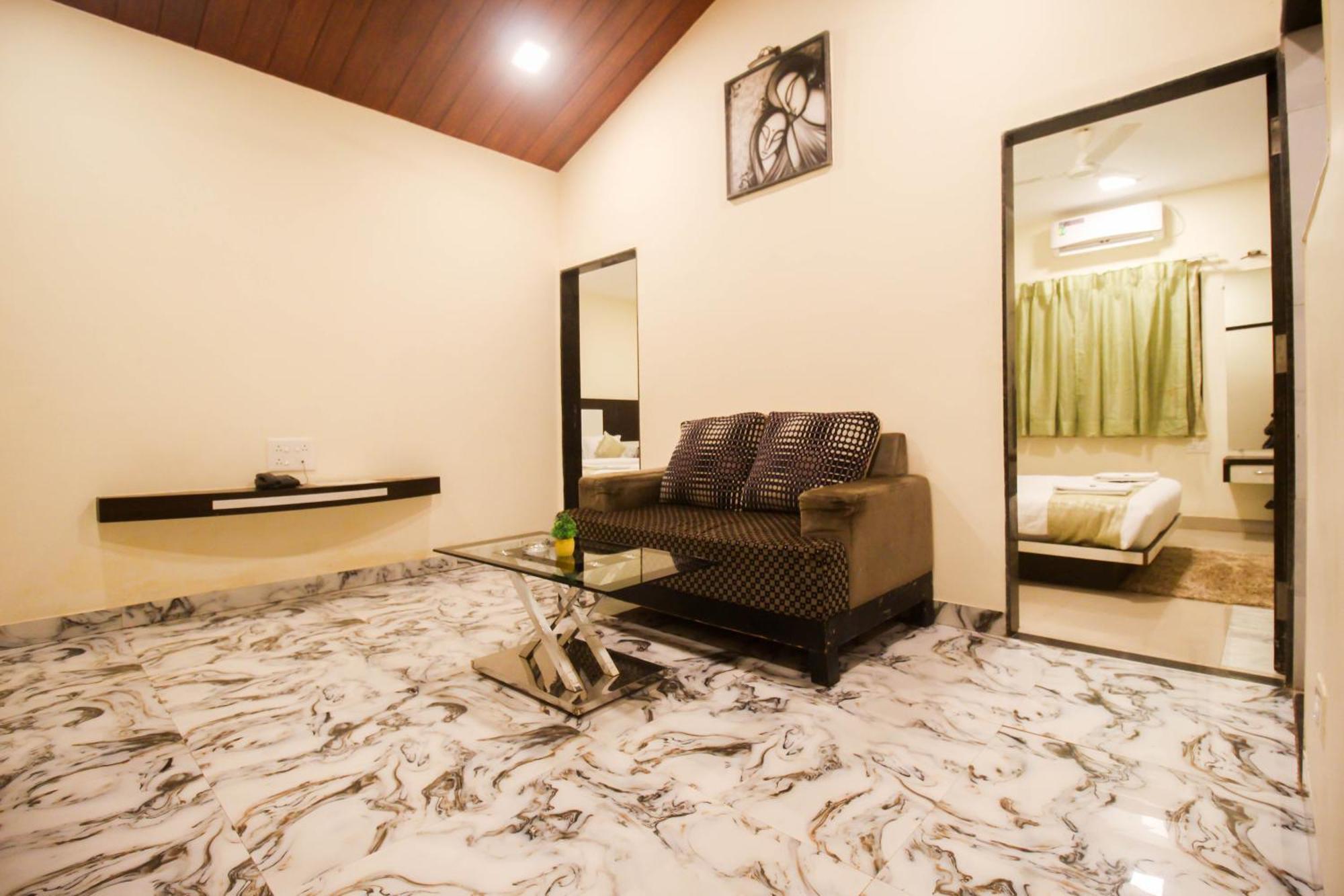 Shardul Heritage The Resort ماهاباليشوار المظهر الخارجي الصورة